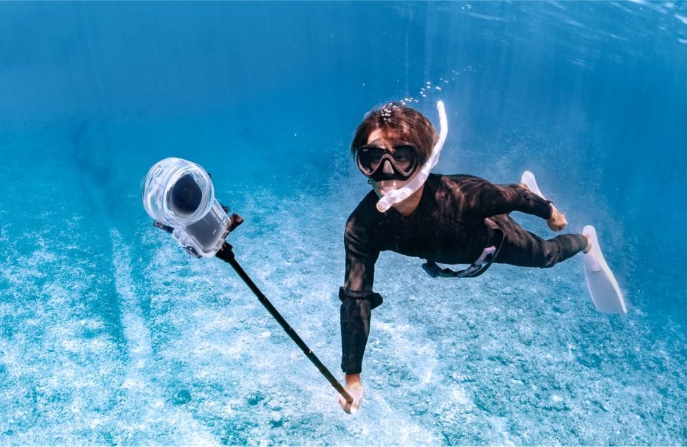 Inovasi Terbaru : Insta360 X3 Invisible Dive Kit untuk Rekaman 360 Derajat di Bawah Air